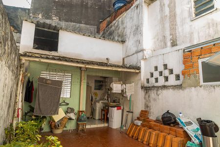 Casa à venda com 150m², 3 quartos e 2 vagas Casa à venda com 150m², 3 quartos e 2 vagasQuintal