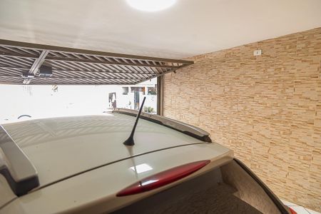 Casa à venda com 150m², 3 quartos e 2 vagas Casa à venda com 150m², 3 quartos e 2 vagasGaragem