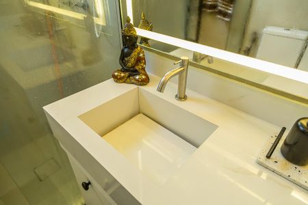 Casa à venda com 150m², 3 quartos e 2 vagas Casa à venda com 150m², 3 quartos e 2 vagasBanheiro Social