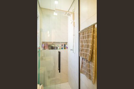 Casa à venda com 150m², 3 quartos e 2 vagas Casa à venda com 150m², 3 quartos e 2 vagasBanheiro da Suíte