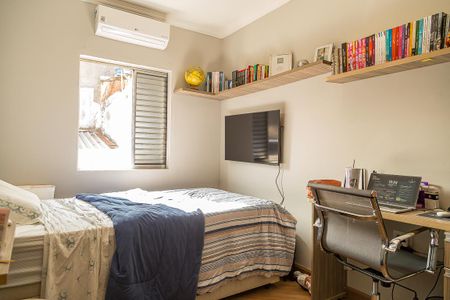 Casa à venda com 150m², 3 quartos e 2 vagas Casa à venda com 150m², 3 quartos e 2 vagasQuarto 1