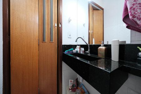 Apartamento à venda com 42m², 2 quartos e sem vagaBanheiro