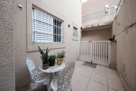 Apartamento à venda com 42m², 2 quartos e sem vagaÁrea externa