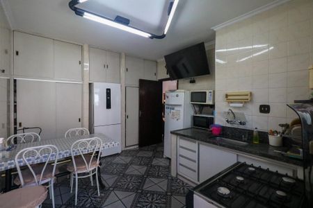 Casa à venda com 164m², 2 quartos e 5 vagasCozinha