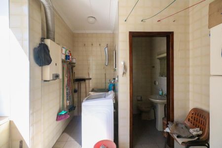 Casa à venda com 164m², 2 quartos e 5 vagasÁrea de Serviço