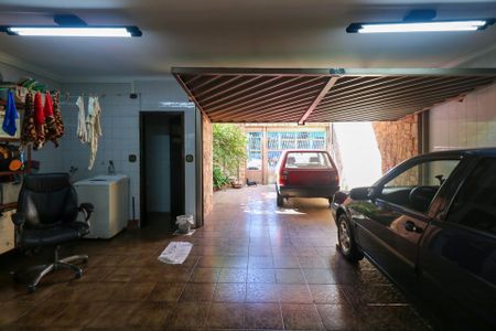 Casa à venda com 164m², 2 quartos e 5 vagasGaragem