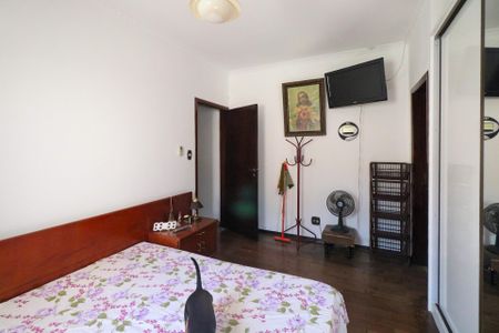 Casa à venda com 164m², 2 quartos e 5 vagasSuíte 2