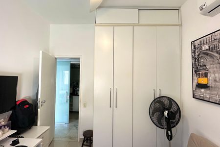 Apartamento à venda com 85m², 3 quartos e 1 vagaQuarto 2