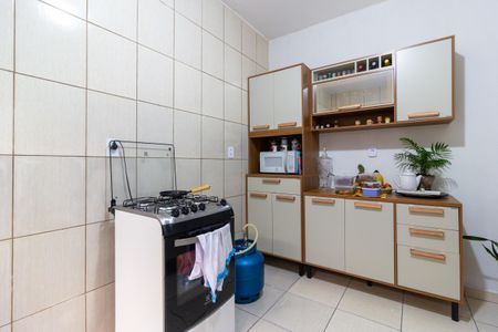 Casa à venda com 176m², 3 quartos e 2 vagas Casa à venda com 176m², 3 quartos e 2 vagasCozinha