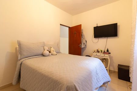 Casa à venda com 176m², 3 quartos e 2 vagas Casa à venda com 176m², 3 quartos e 2 vagasQuarto 2