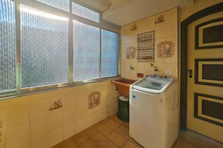 Apartamento para alugar com 144m², 3 quartos e 1 vaga Apartamento para alugar com 144m², 3 quartos e 1 vagaÁrea de serviço