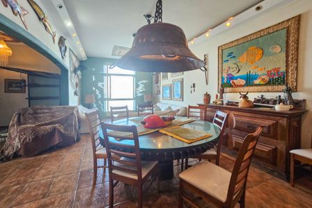 Apartamento para alugar com 144m², 3 quartos e 1 vaga Apartamento para alugar com 144m², 3 quartos e 1 vagaSala