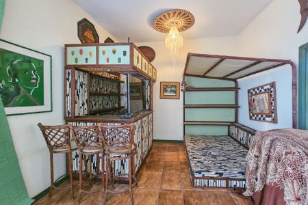 Apartamento para alugar com 144m², 3 quartos e 1 vaga Apartamento para alugar com 144m², 3 quartos e 1 vagaSala