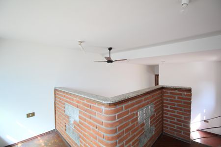 Casa à venda com 140m², 2 quartos e 2 vagas Casa à venda com 140m², 2 quartos e 2 vagasSala TV