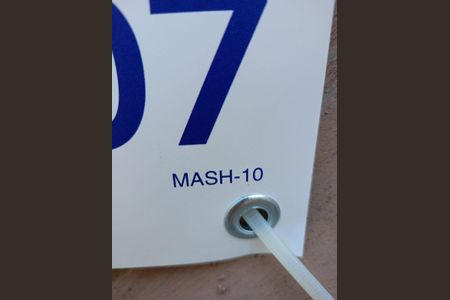 Casa à venda com 140m², 2 quartos e 2 vagas Casa à venda com 140m², 2 quartos e 2 vagasPlaca