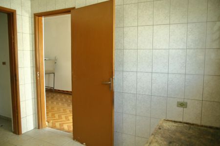 Casa à venda com 65m², 2 quartos e 2 vagasCozinha