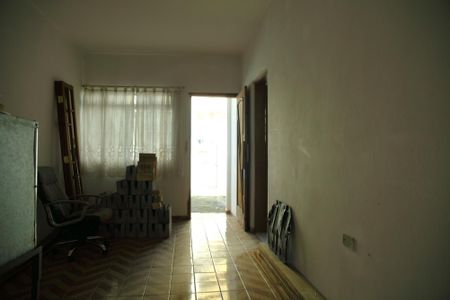 Casa à venda com 65m², 2 quartos e 2 vagasSala