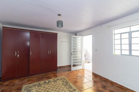 Casa à venda com 180m², 2 quartos e 1 vaga Casa à venda com 180m², 2 quartos e 1 vagaSala/Quarto Casa 1