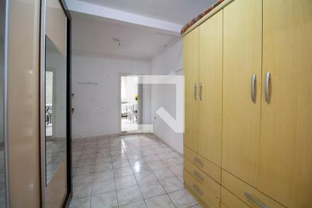 Casa à venda com 180m², 2 quartos e 1 vaga Casa à venda com 180m², 2 quartos e 1 vagaQuarto Casa 2