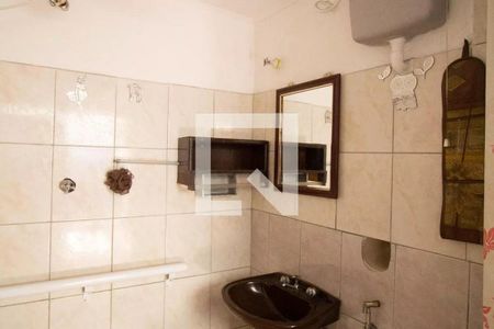 Casa à venda com 180m², 2 quartos e 1 vaga Casa à venda com 180m², 2 quartos e 1 vagaBanheiro 2 Casa 2