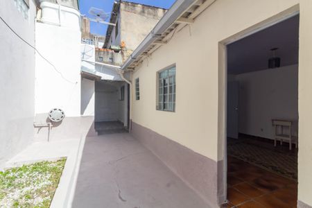 Casa à venda com 180m², 2 quartos e 1 vaga Casa à venda com 180m², 2 quartos e 1 vagaÁrea de Serviço Casa 1