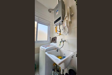 Apartamento para alugar com 35m², 2 quartos e sem vaga Apartamento para alugar com 35m², 2 quartos e sem vagaCozinha e Área de Serviço