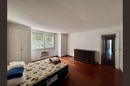 Apartamento à venda com 380m², 4 quartos e 1 vagaSuíte