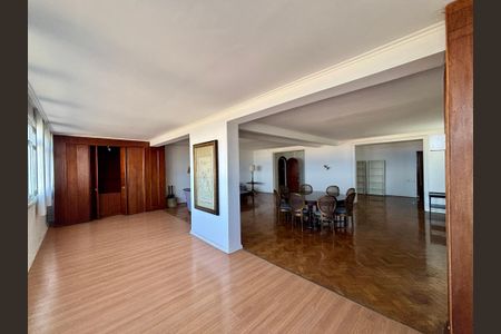 Apartamento à venda com 380m², 4 quartos e 1 vagaSala