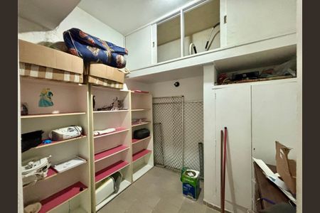 Apartamento à venda com 380m², 4 quartos e 1 vagaÁrea de serviço - quarto 1