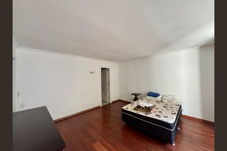 Apartamento à venda com 380m², 4 quartos e 1 vagaSuíte
