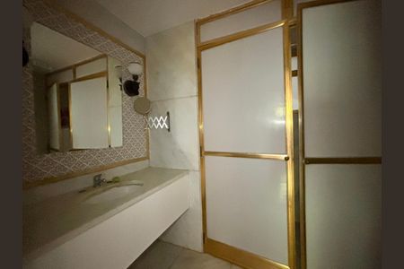 Apartamento à venda com 380m², 4 quartos e 1 vagaBanheiro social