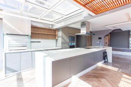 Apartamento à venda com 135m², 2 quartos e 2 vagasCozinha