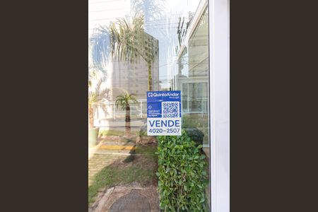 Apartamento à venda com 135m², 2 quartos e 2 vagasPlaca de Anuncio