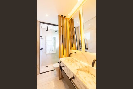 Apartamento à venda com 135m², 2 quartos e 2 vagasBanheiro da Suíte