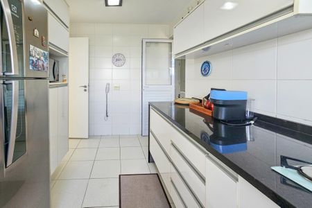 Apartamento para alugar com 158m², 3 quartos e 2 vagascozinha