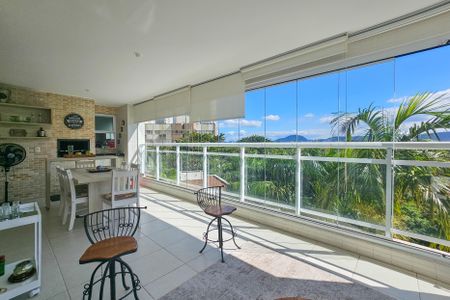 Apartamento para alugar com 158m², 3 quartos e 2 vagasvaranda 