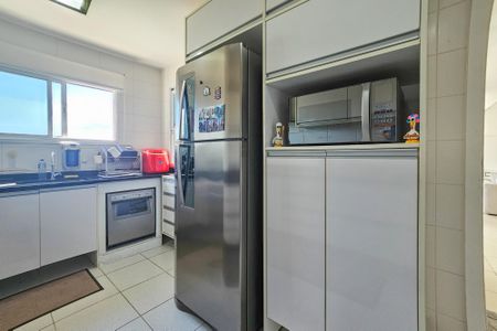 Apartamento para alugar com 158m², 3 quartos e 2 vagascozinha