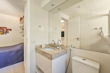 Apartamento para alugar com 158m², 3 quartos e 2 vagasbanheiro da suíte 2