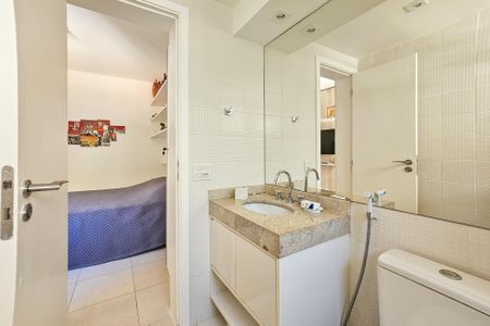 Apartamento para alugar com 158m², 3 quartos e 2 vagasbanheiro da suíte 2