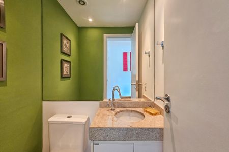 Apartamento para alugar com 158m², 3 quartos e 2 vagasLavabo