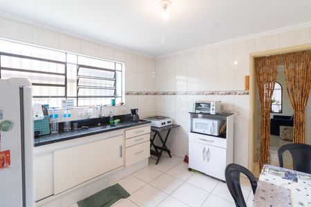 Casa à venda com 86m², 2 quartos e 2 vagasCozinha