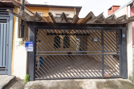Casa à venda com 86m², 2 quartos e 2 vagasFachada