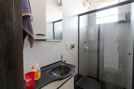 Casa à venda com 86m², 2 quartos e 2 vagasBanheiro