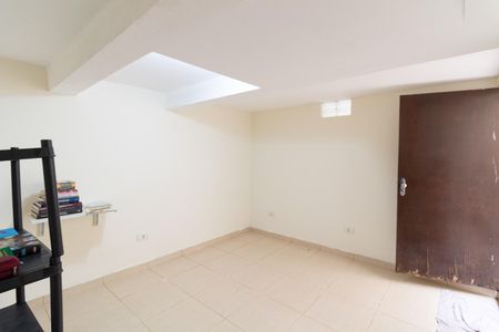 Casa à venda com 86m², 2 quartos e 2 vagasQuarto de Serviço