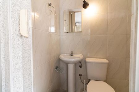 Casa à venda com 86m², 2 quartos e 2 vagasBanheiro de serviço