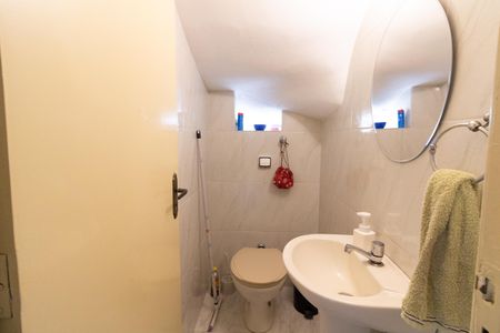 Casa à venda com 86m², 2 quartos e 2 vagasLavabo