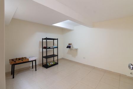 Casa à venda com 86m², 2 quartos e 2 vagasQuarto de Serviço