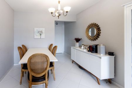 Apartamento à venda com 3 quartos, 98m² em Vila Romana, São Paulo