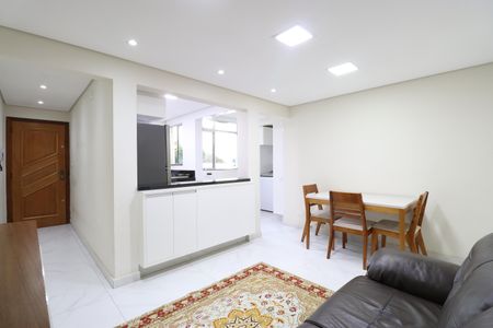 Apartamento à venda com 67m², 2 quartos e sem vagaSala