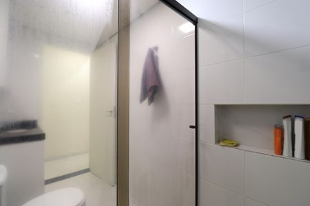 Apartamento à venda com 67m², 2 quartos e sem vagaBanheiro